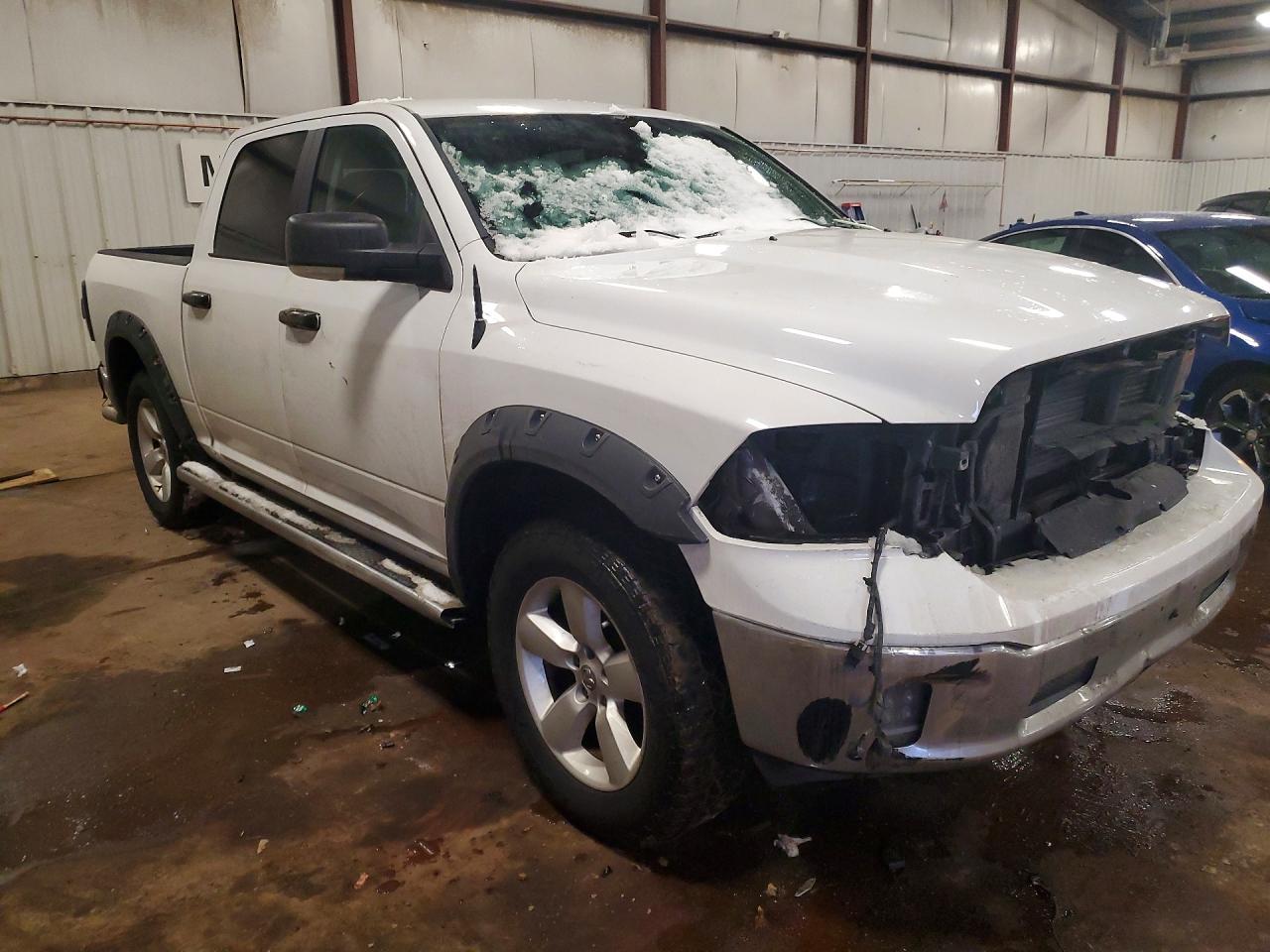 2017 RAM 1500 SLT photo 7