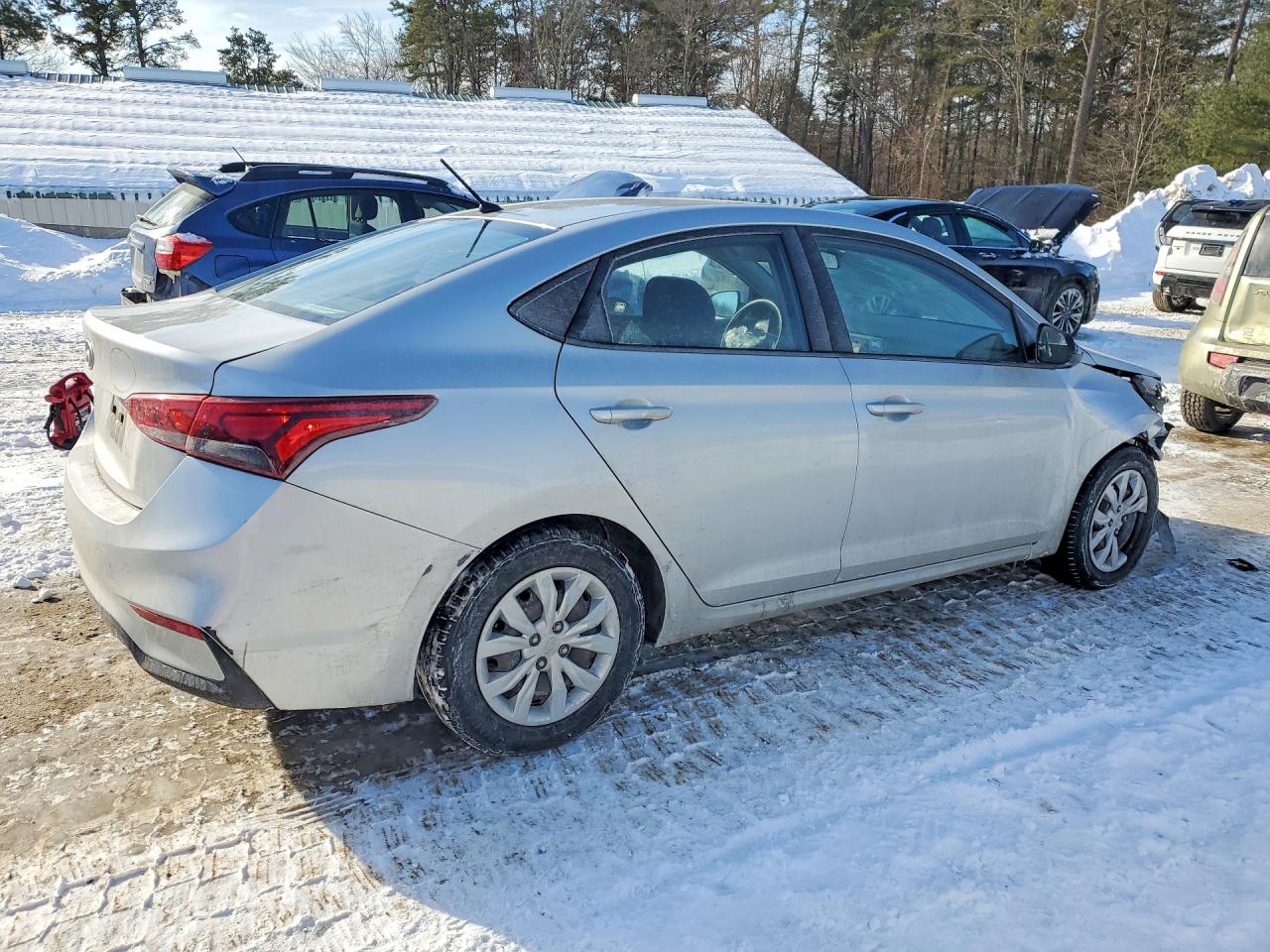 2019 HYUNDAI ACCENT SE photo 3