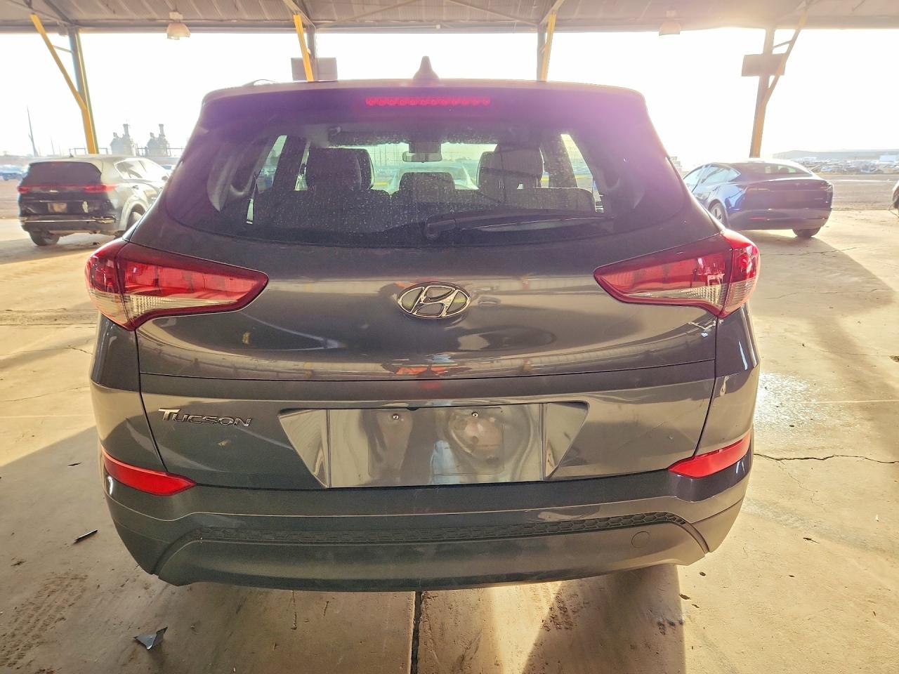 2018 HYUNDAI TUCSON SEL photo 11