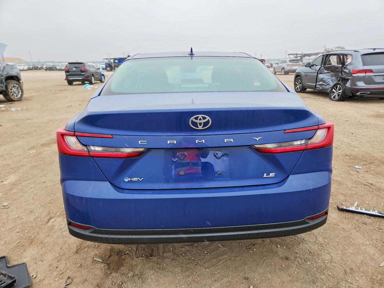 2025 TOYOTA CAMRY LE photo 6