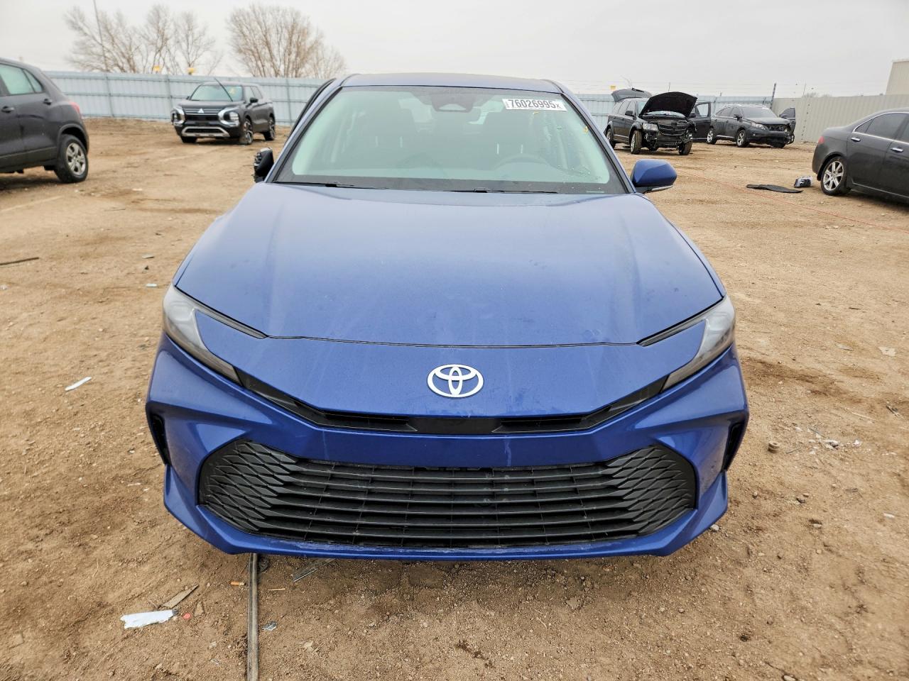 2025 TOYOTA CAMRY LE photo 5
