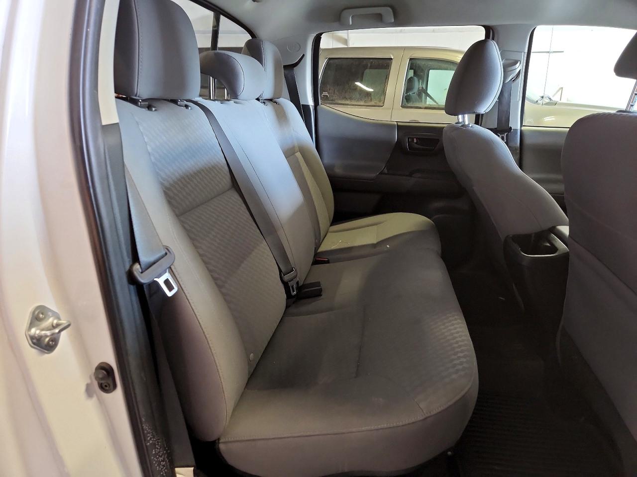 2022 TOYOTA TACOMA DOUBLE CAB photo 19