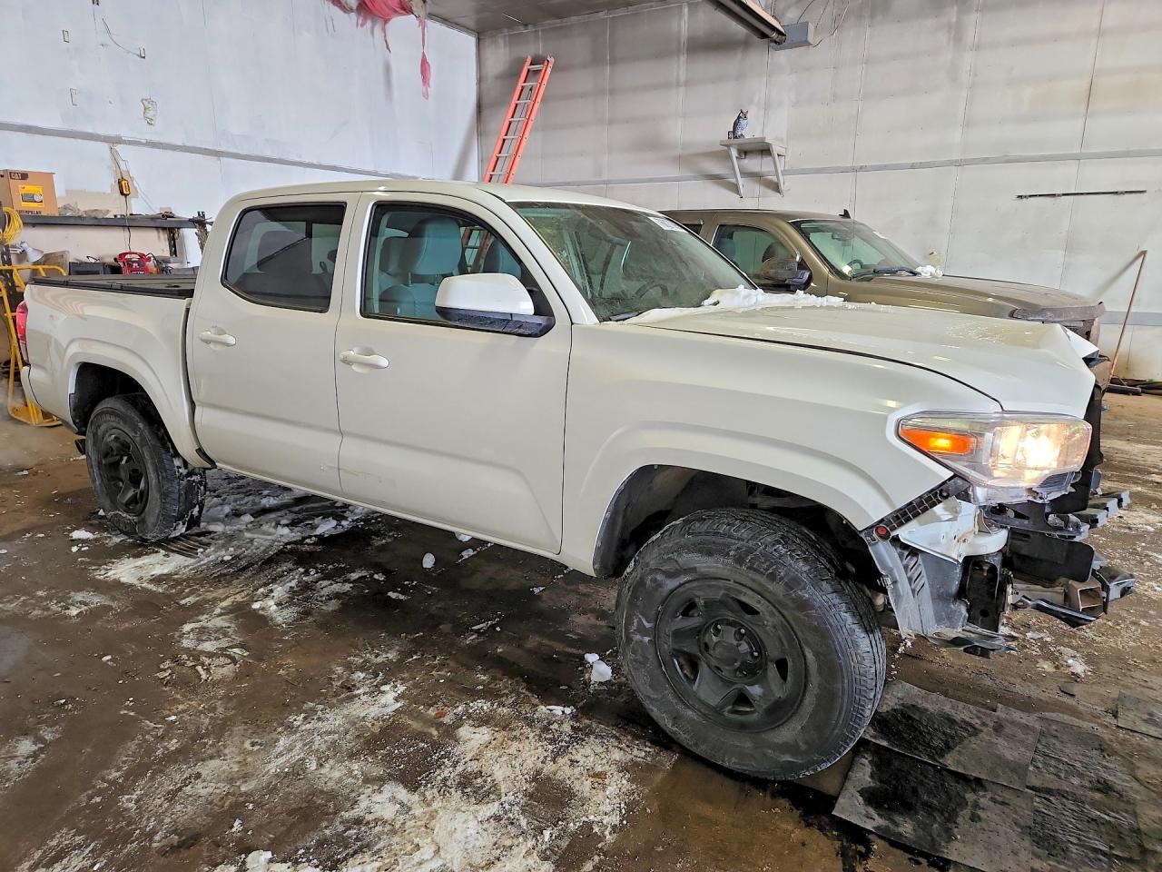 2022 TOYOTA TACOMA DOUBLE CAB photo 7
