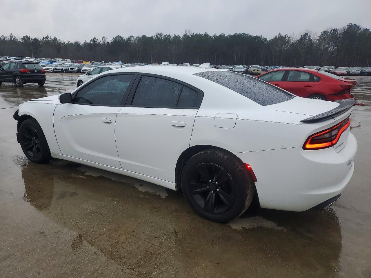 2017 DODGE CHARGER SXT photo 3