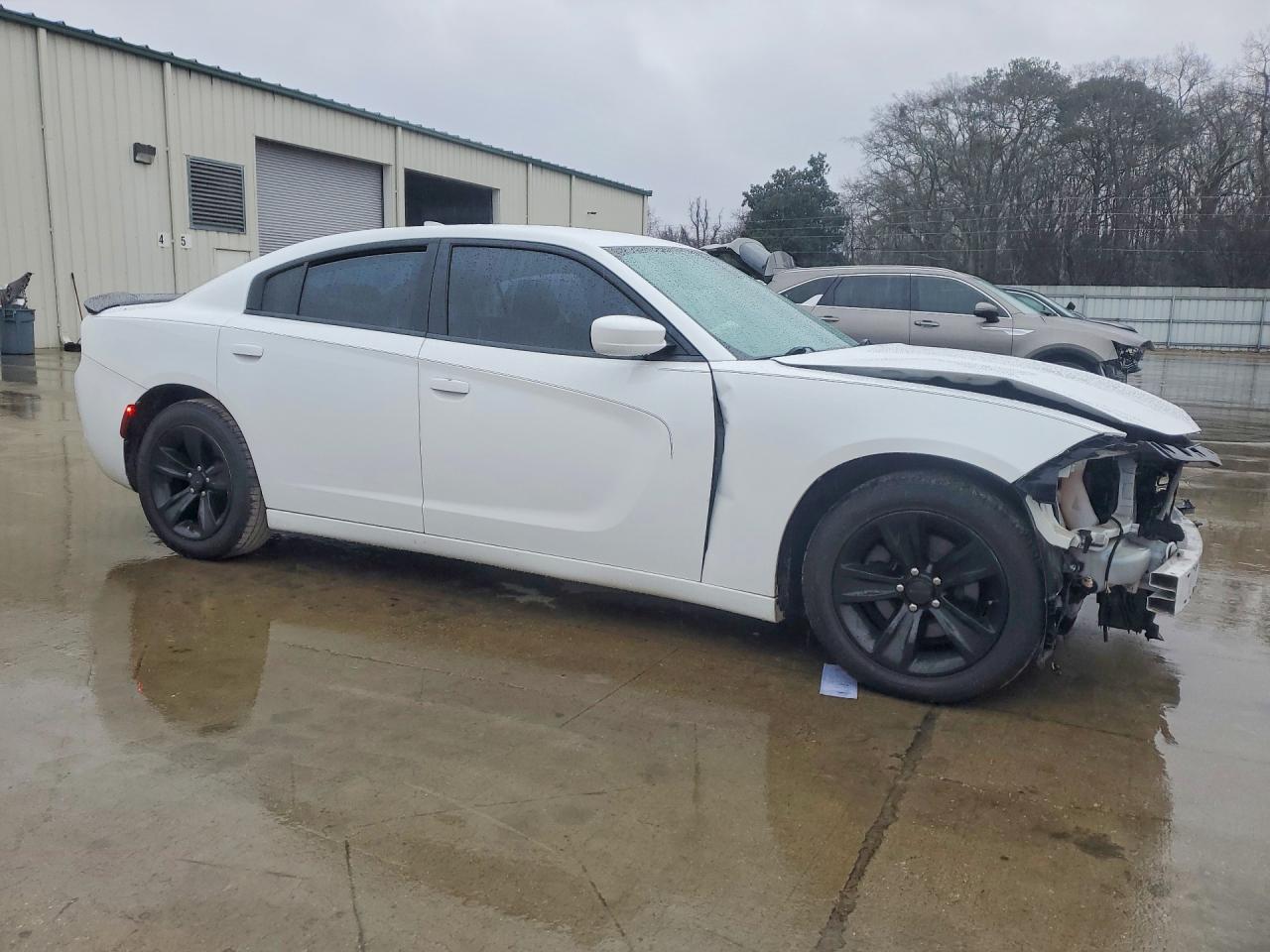 2017 DODGE CHARGER SXT photo 7