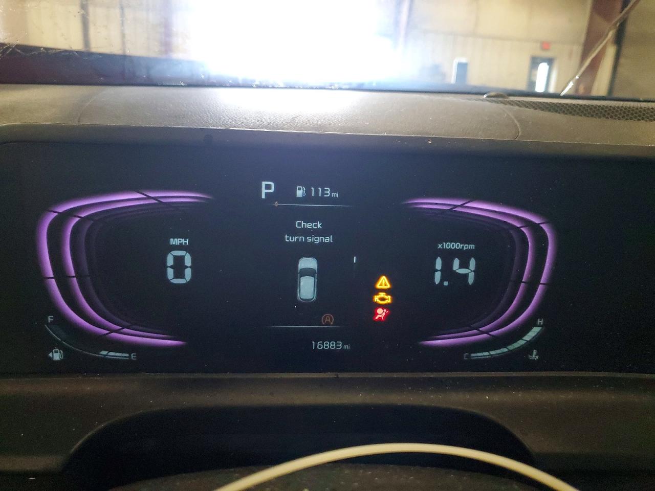 2025 KIA SELTOS S photo 25