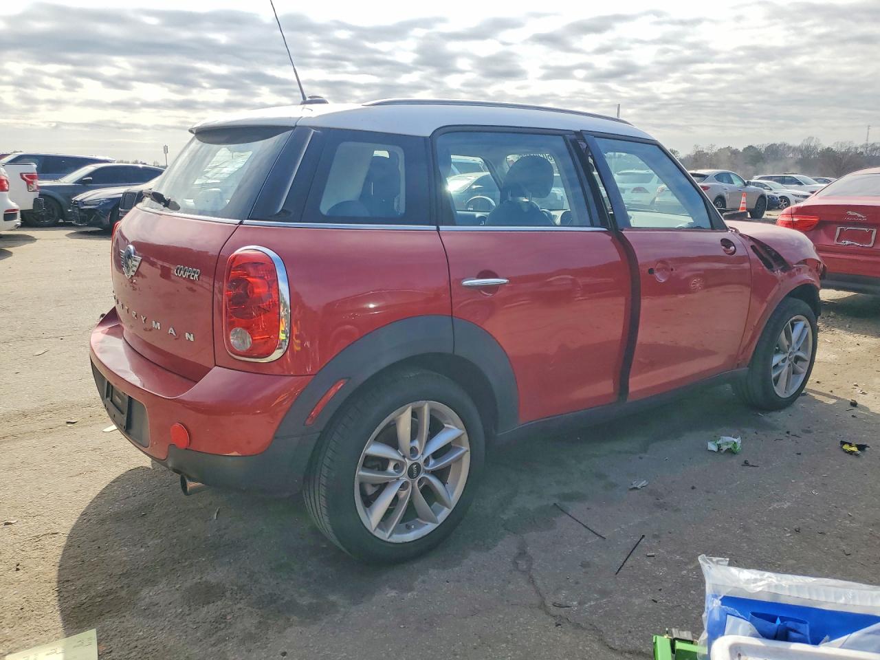 2014 MINI COOPER COUNTRYMAN photo 3