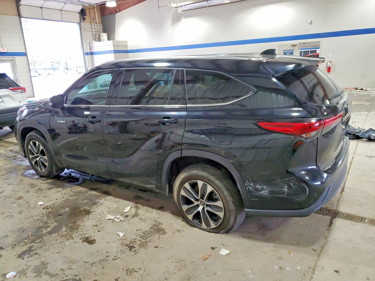 2021 TOYOTA HIGHLANDER HYBRID XLE photo 4