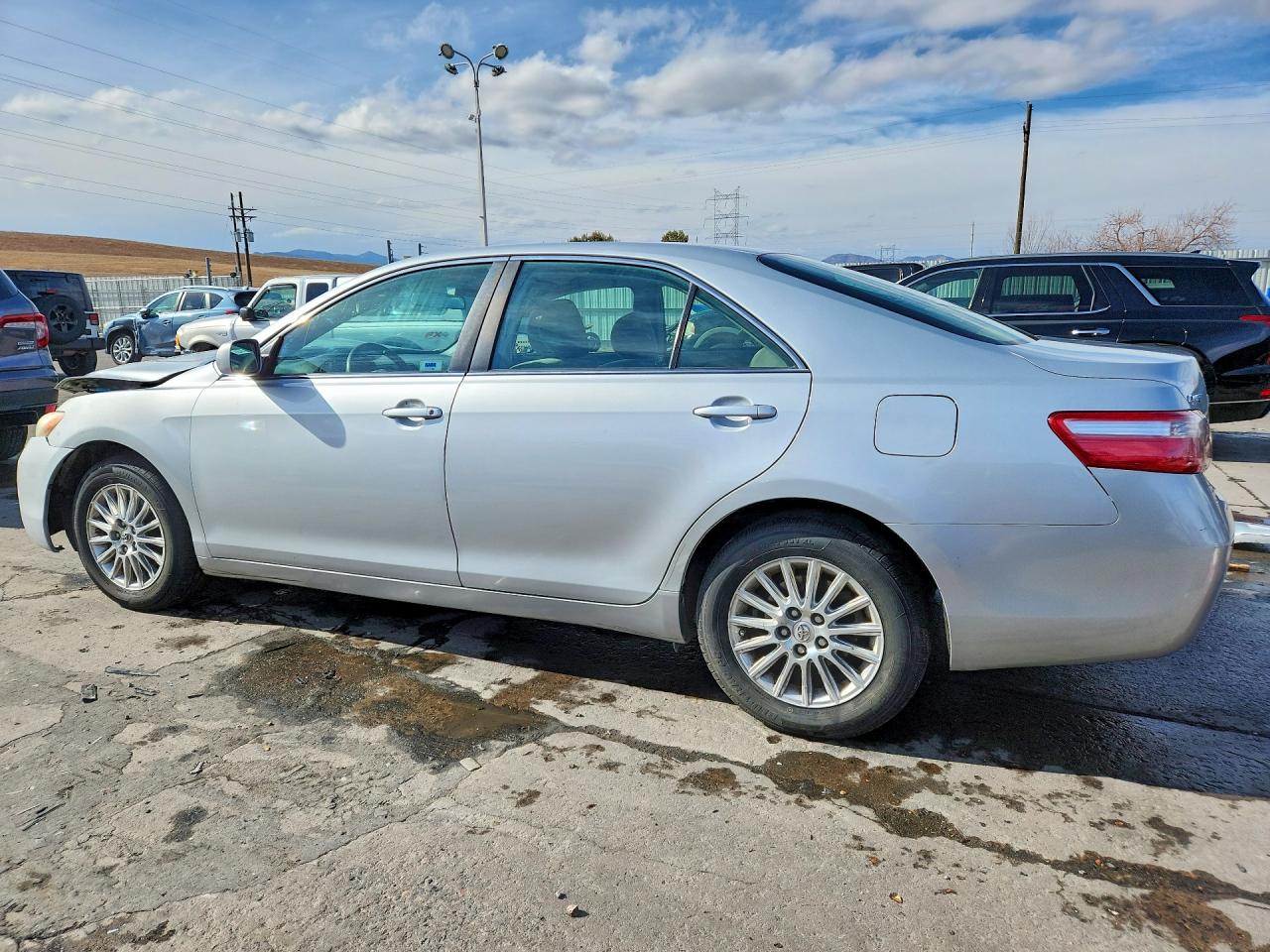 2007 TOYOTA CAMRY LE photo 3