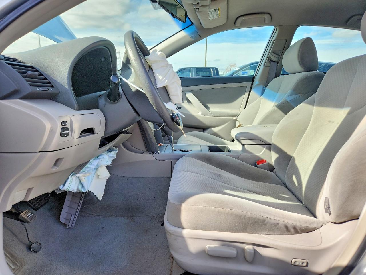 2007 TOYOTA CAMRY LE photo 13