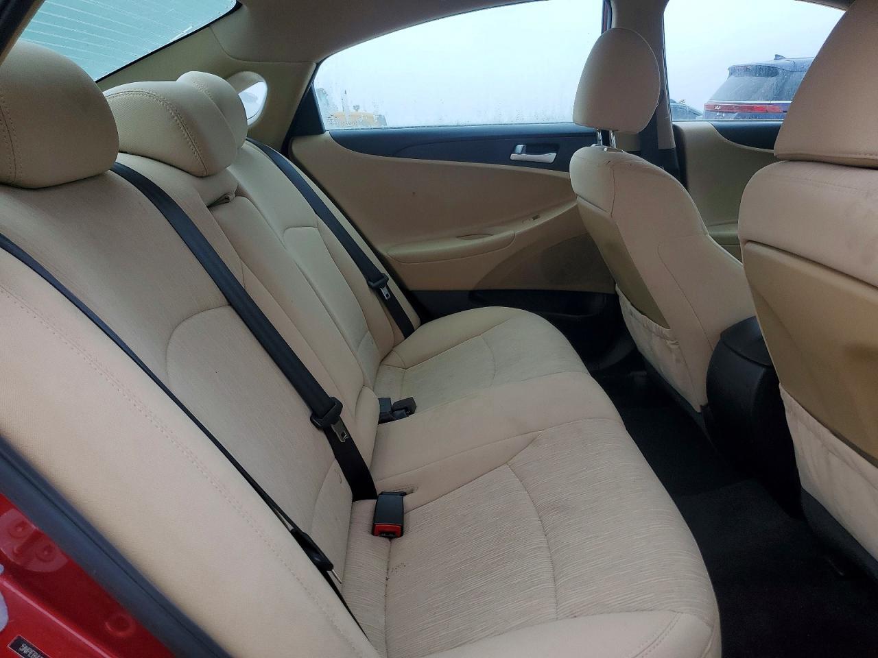 2013 HYUNDAI SONATA GLS photo 10