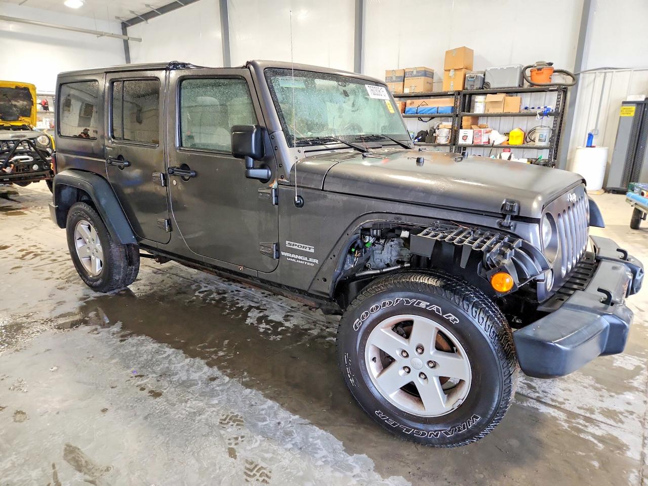 2016 JEEP WRANGLER UNLIMITED SPORT photo 4