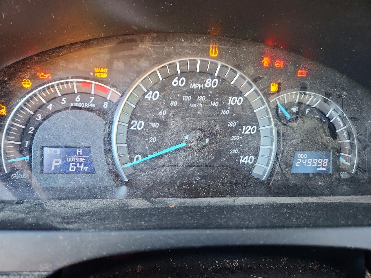 2013 TOYOTA CAMRY SE photo 25
