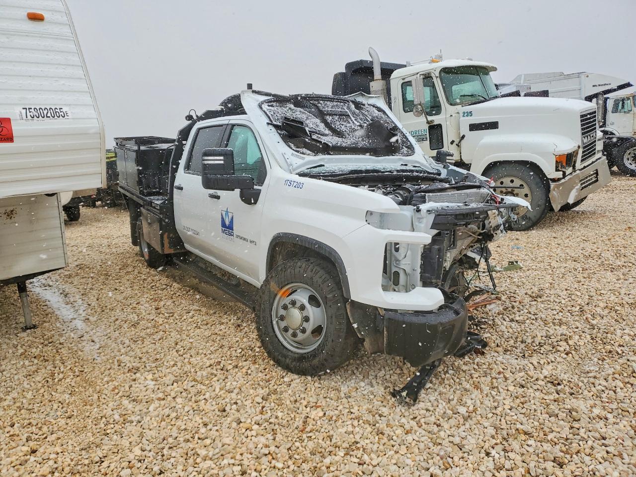 2024 CHEVROLET SILVERADO K3500 photo 4
