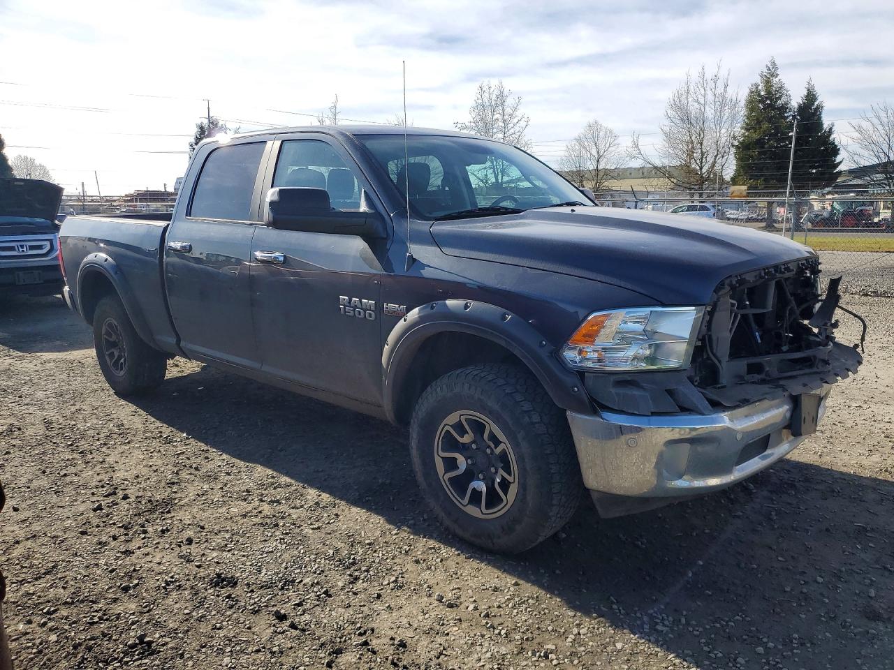 2017 RAM 1500 SLT photo 7