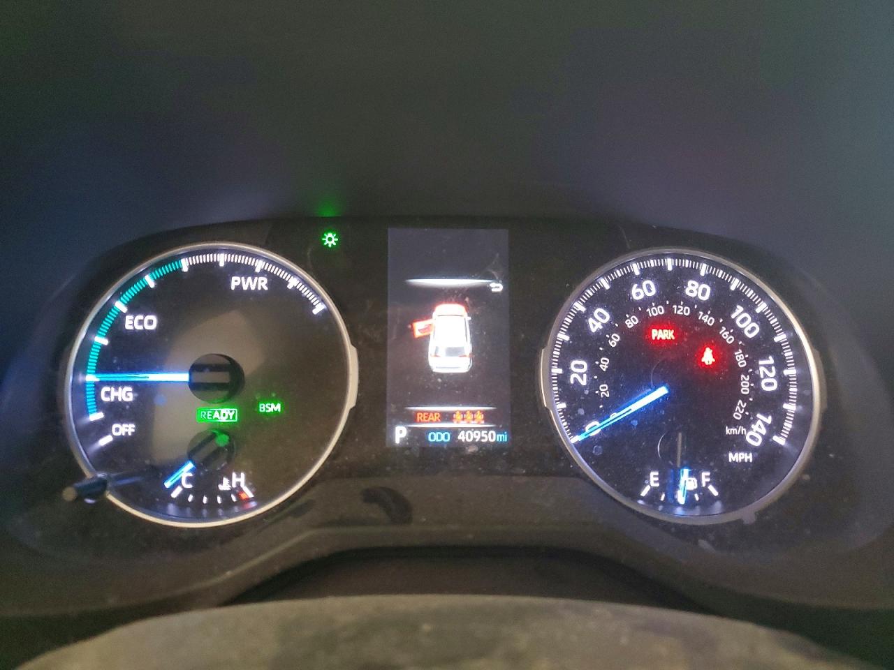 2022 TOYOTA RAV4 XLE photo 17