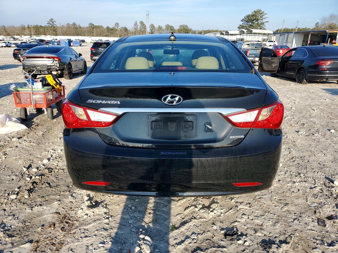 2013 HYUNDAI SONATA photo 6