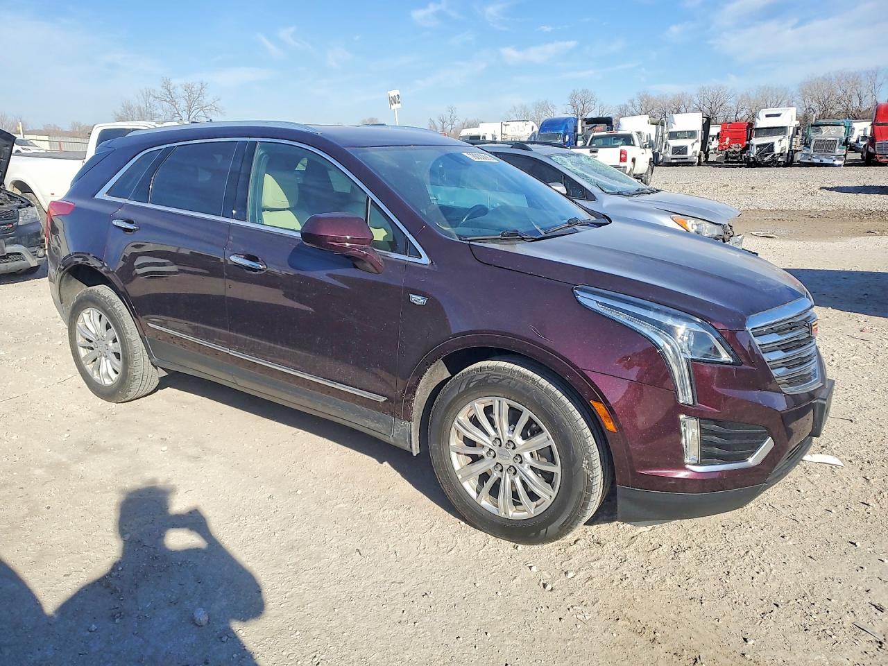 2017 CADILLAC XT5 photo 4