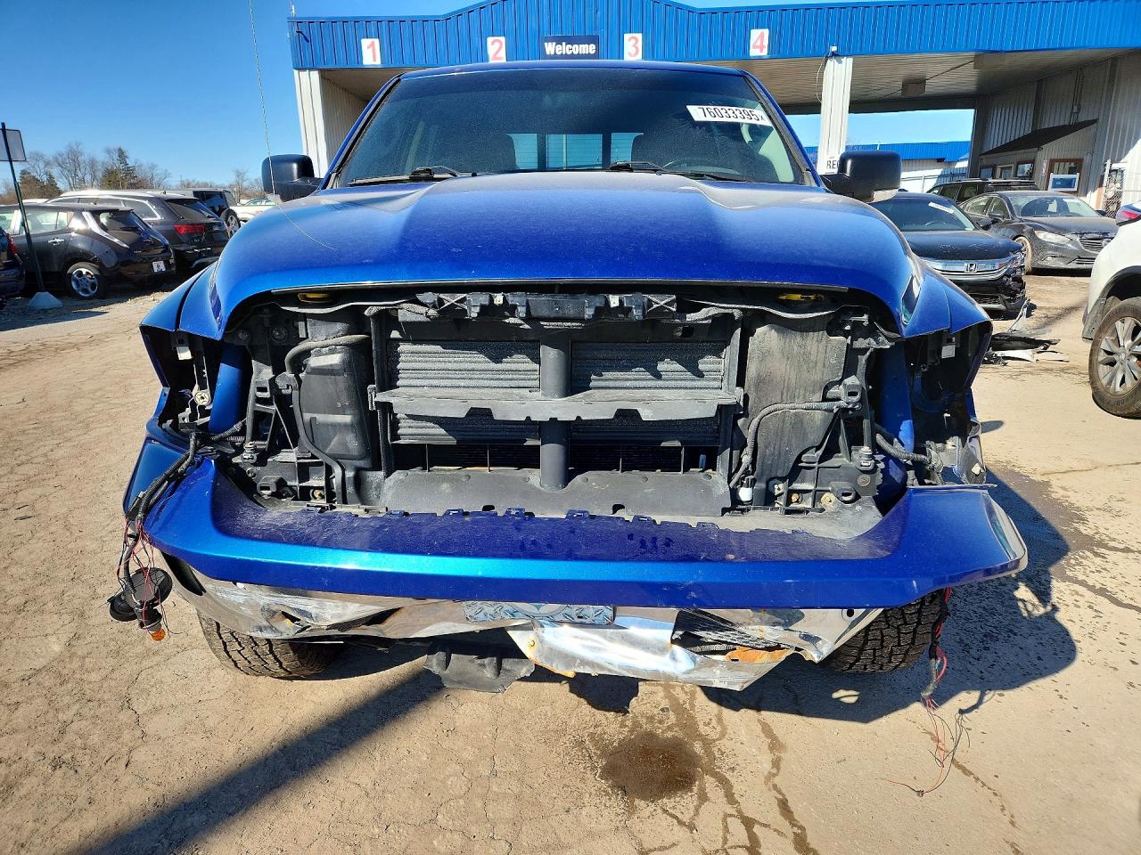 2016 RAM 1500 SLT photo 5