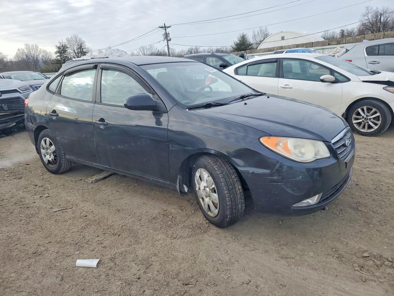 2009 HYUNDAI ELANTRA photo 4