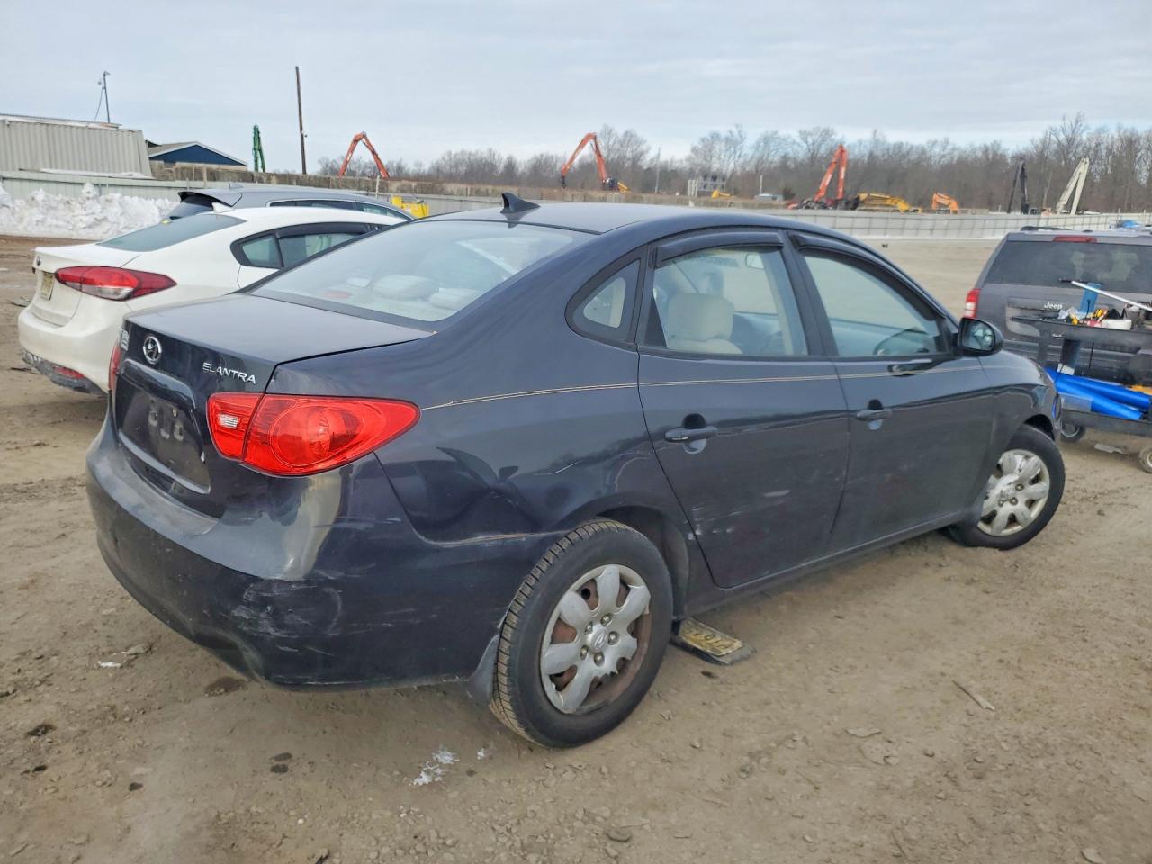 2009 HYUNDAI ELANTRA photo 3