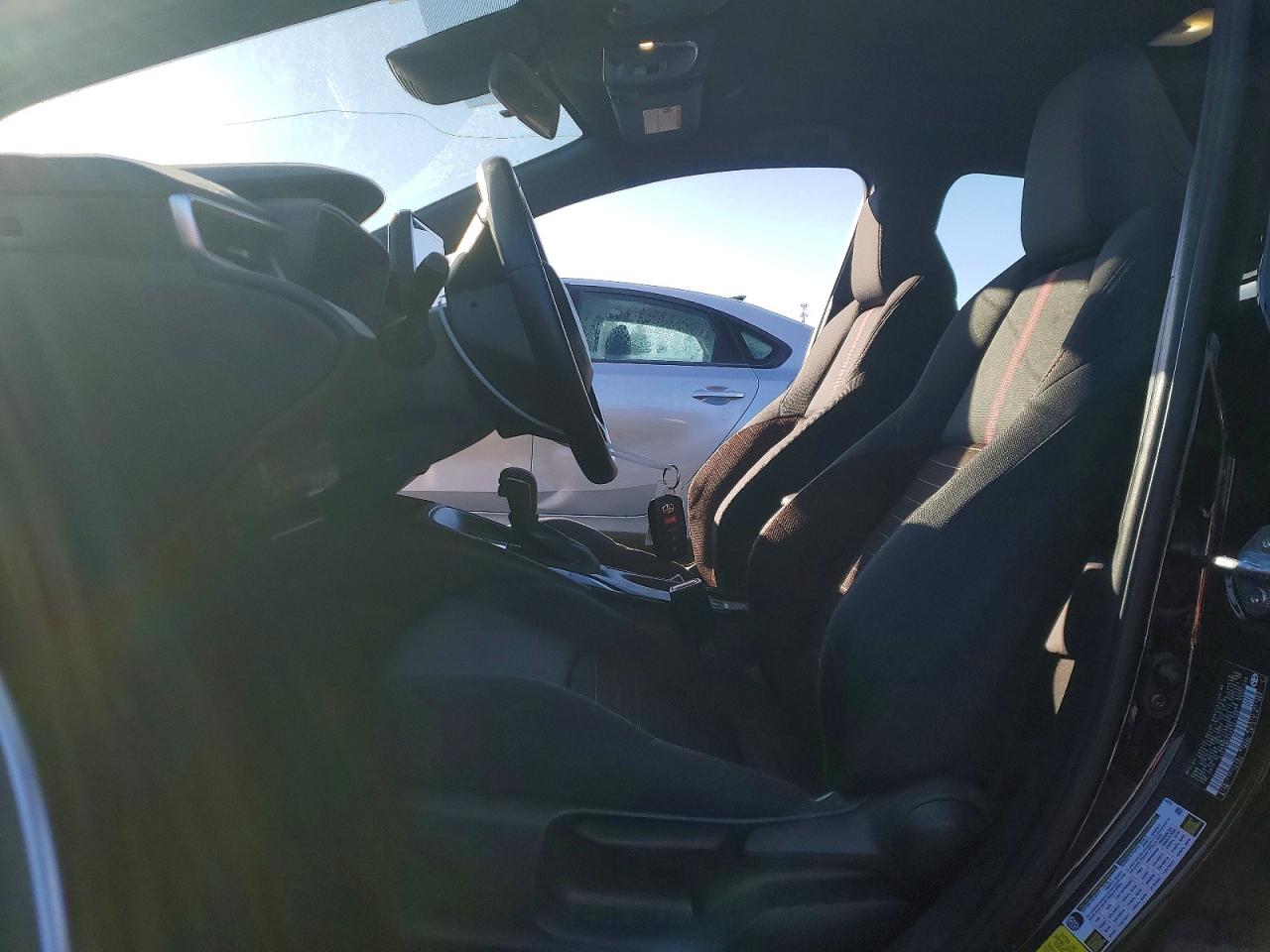 2023 TOYOTA COROLLA SE photo 19