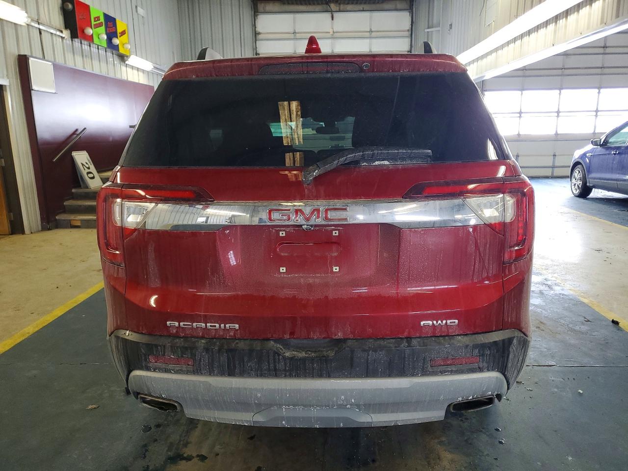 2023 GMC ACADIA SLE photo 11