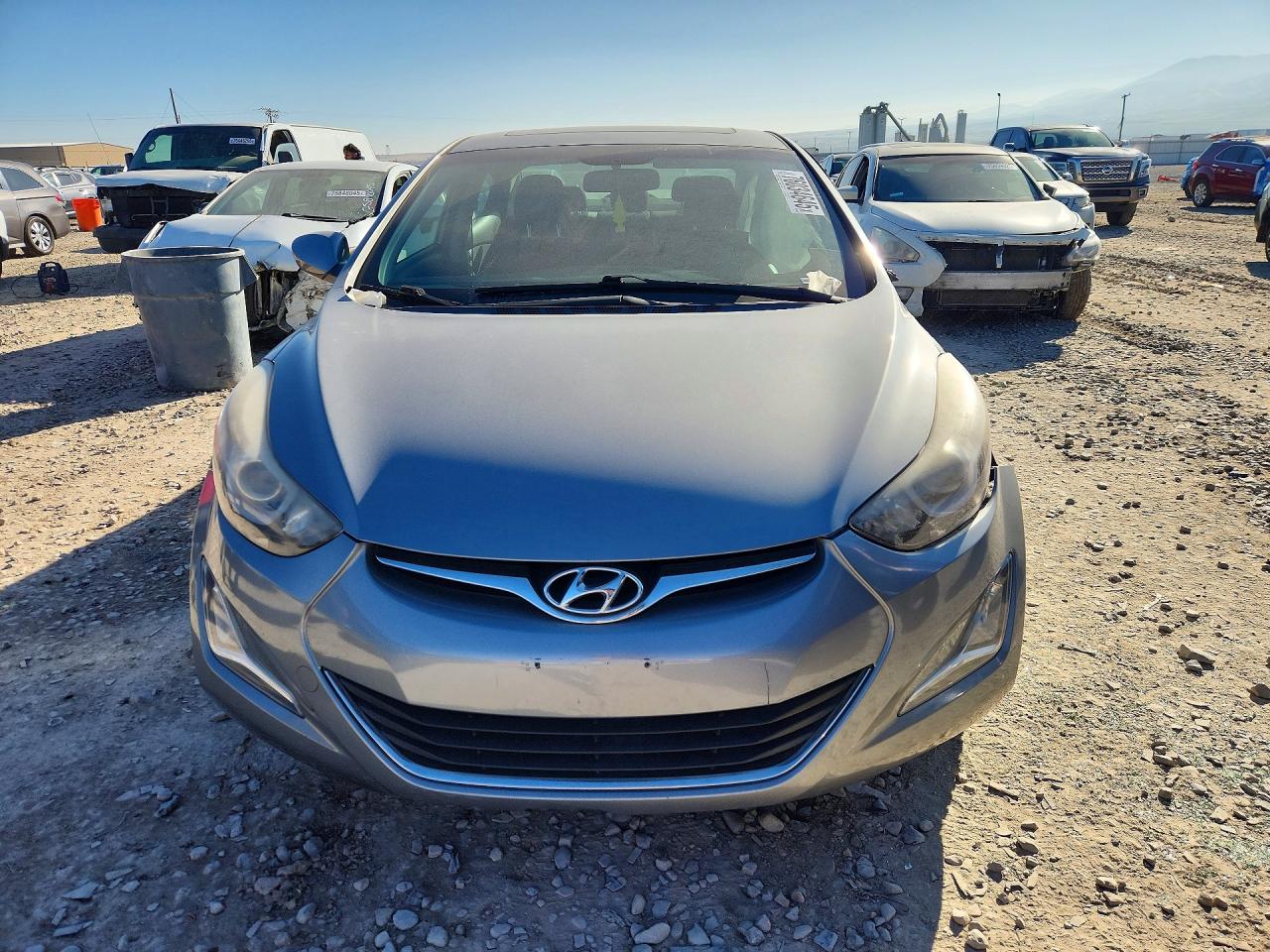 2015 HYUNDAI ELANTRA SE photo 5