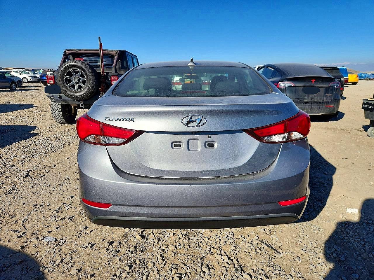 2015 HYUNDAI ELANTRA SE photo 6