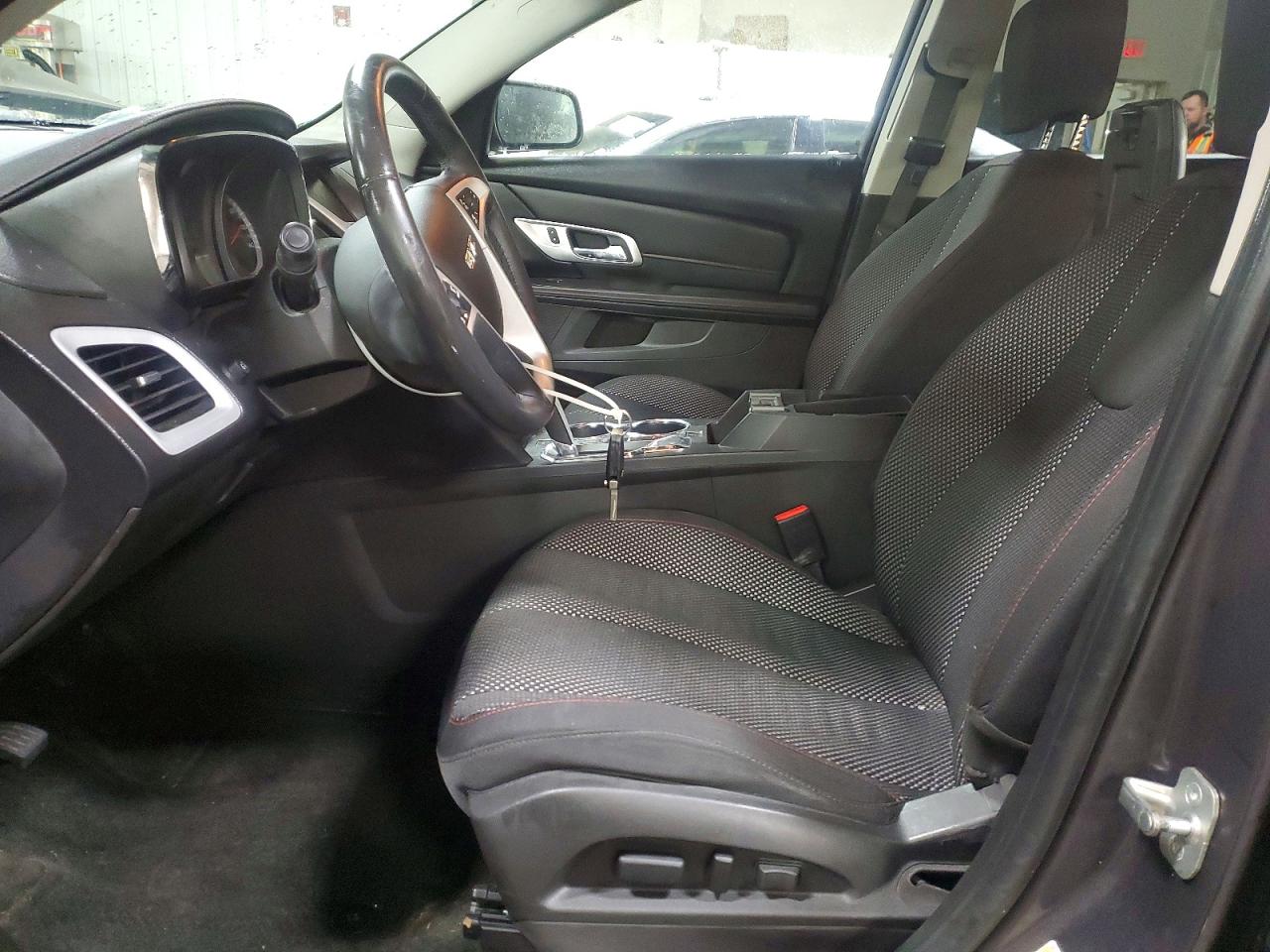 2015 GMC TERRAIN SLE photo 7