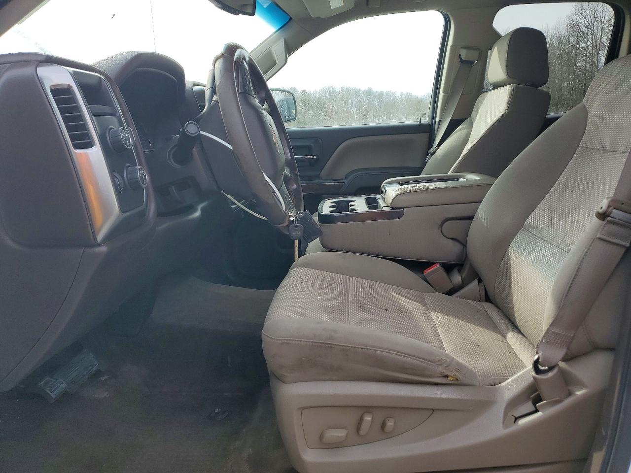 2016 CHEVROLET SILVERADO K1500 LT photo 7