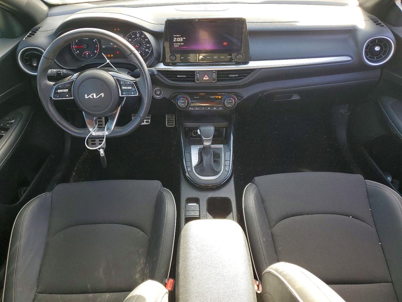 2024 KIA FORTE GT LINE photo 15