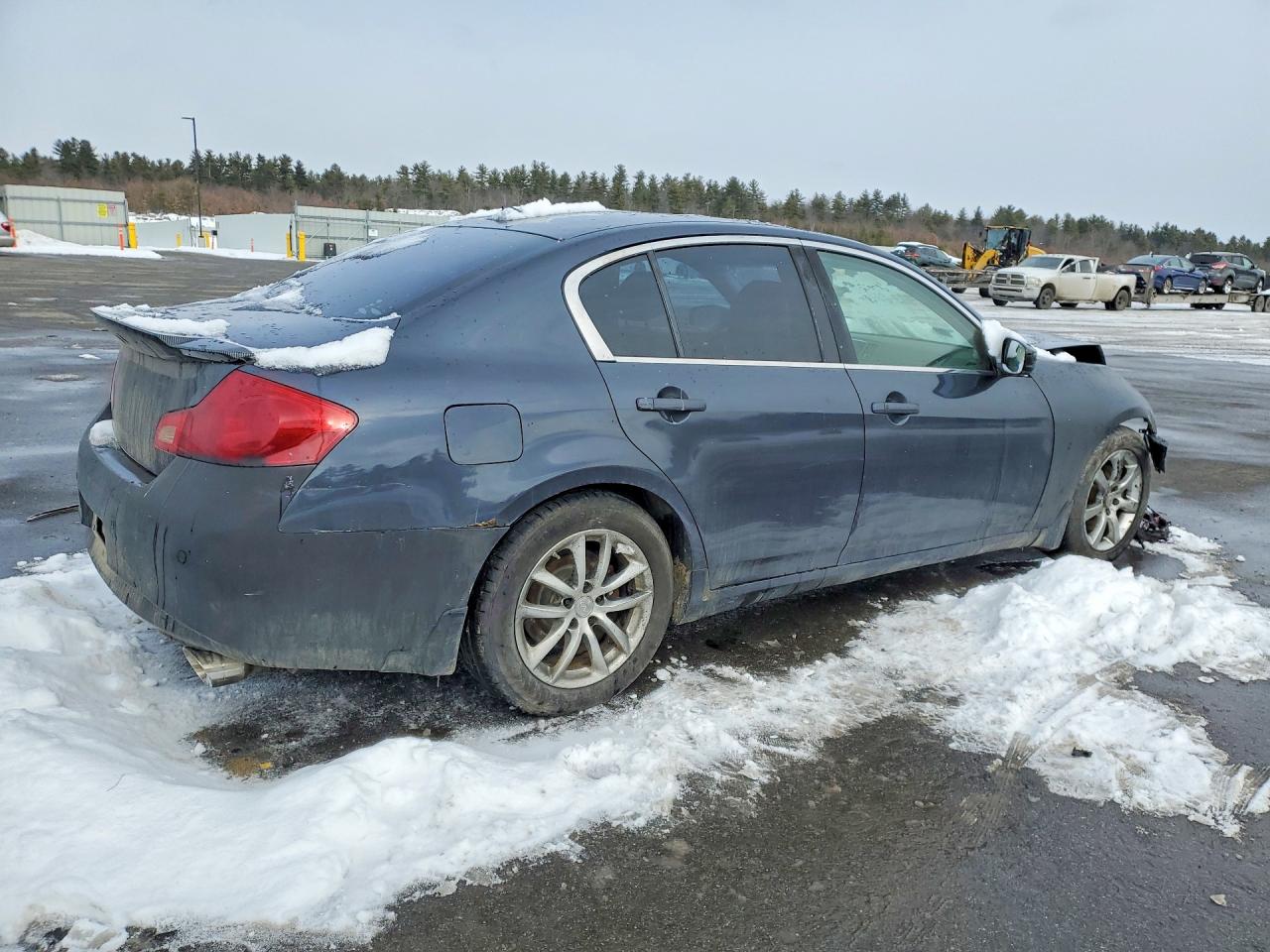 2011 INFINITI G37 BASE photo 7