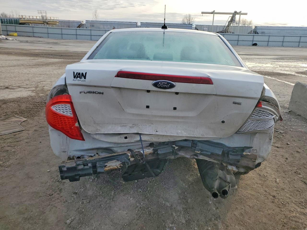 2010 FORD FUSION SE photo 11