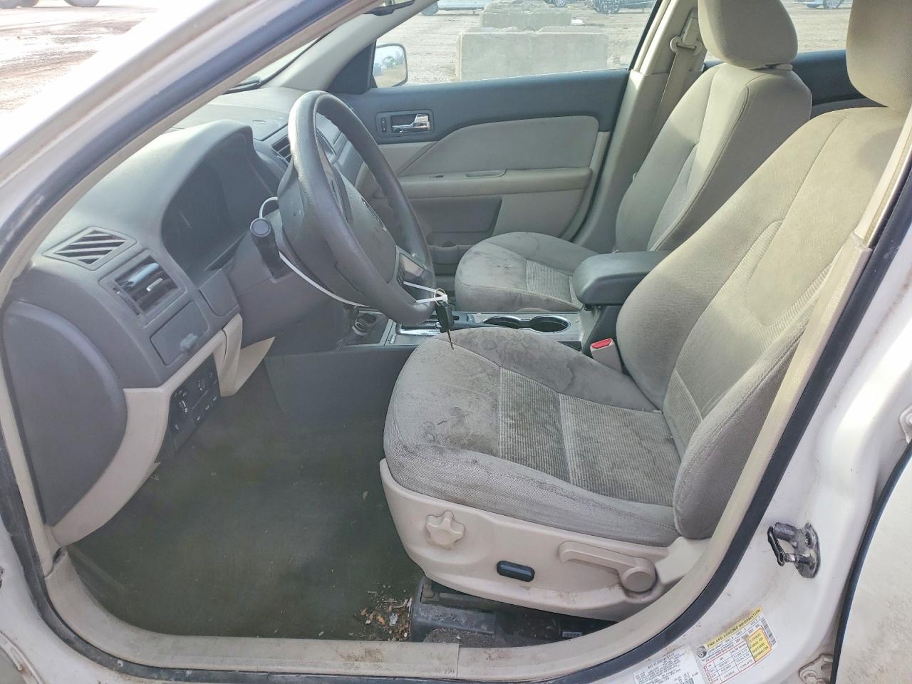 2010 FORD FUSION SE photo 13