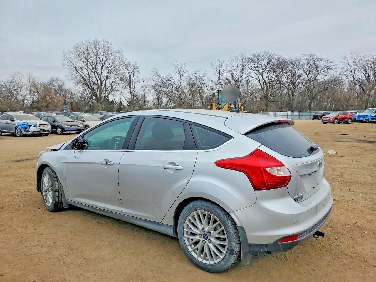2014 FORD FOCUS TITANIUM photo 2