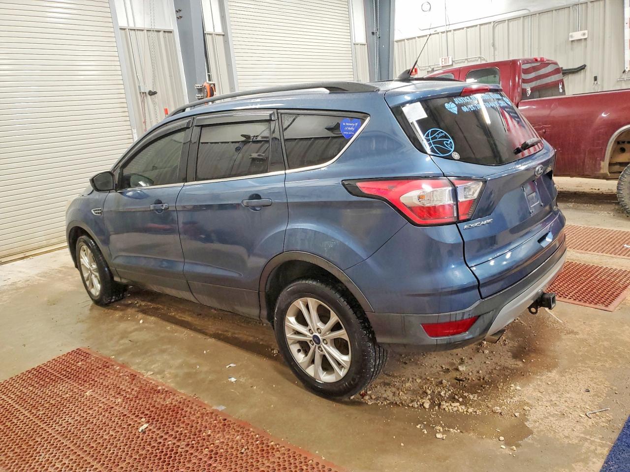 2018 FORD ESCAPE SEL photo 2