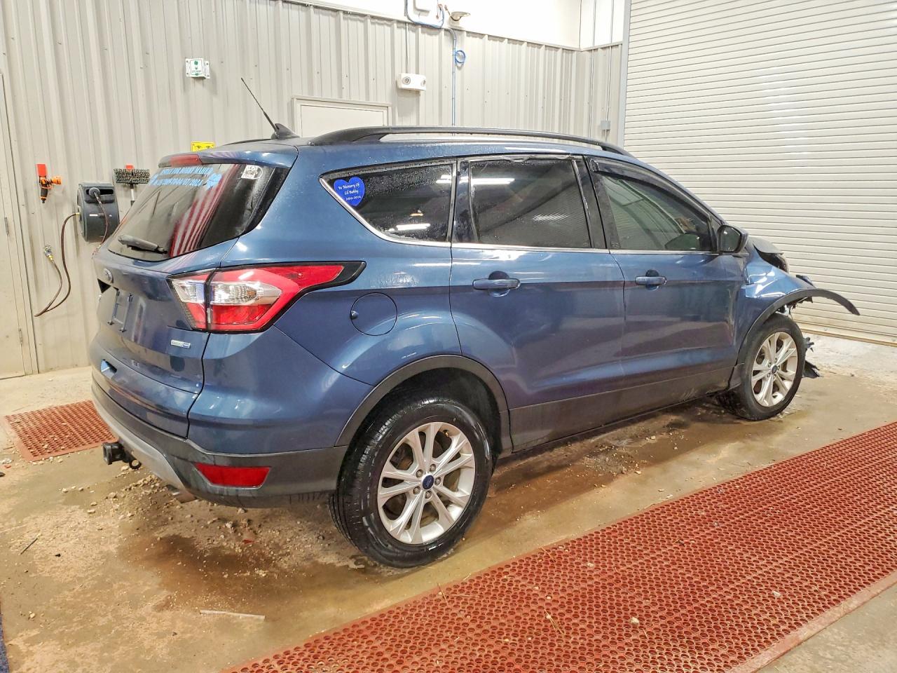 2018 FORD ESCAPE SEL photo 3