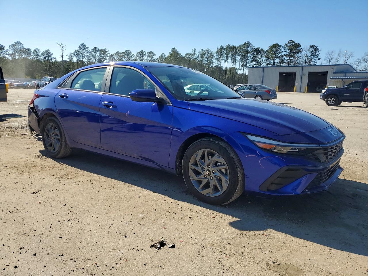 2024 HYUNDAI ELANTRA SEL photo 4