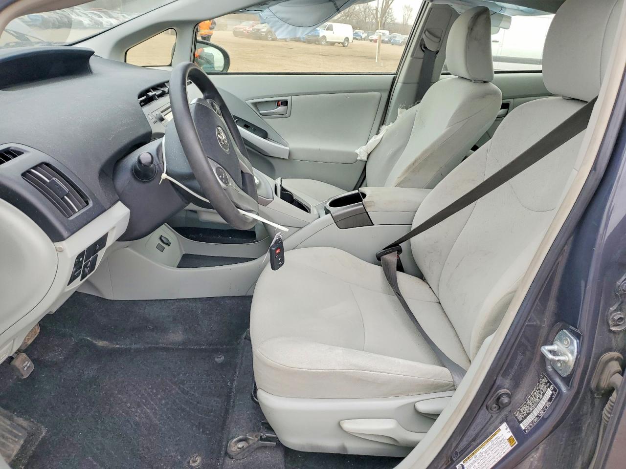 2012 TOYOTA PRIUS THREE photo 7