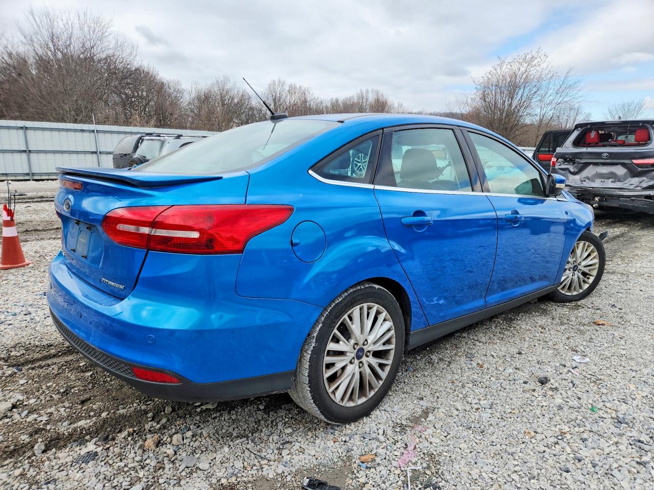2015 FORD FOCUS TITANIUM photo 3