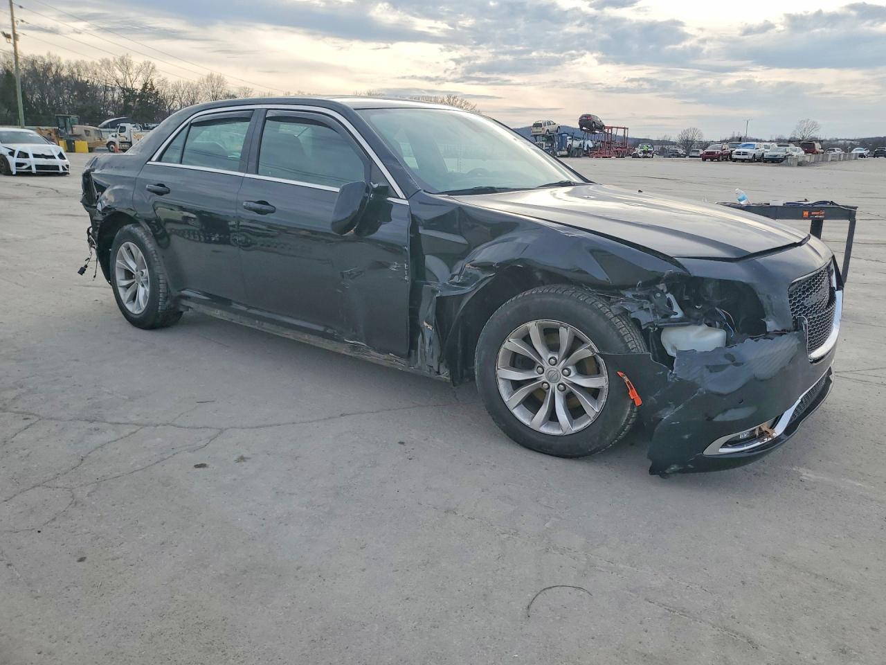 2015 CHRYSLER 300 LIMITED photo 7