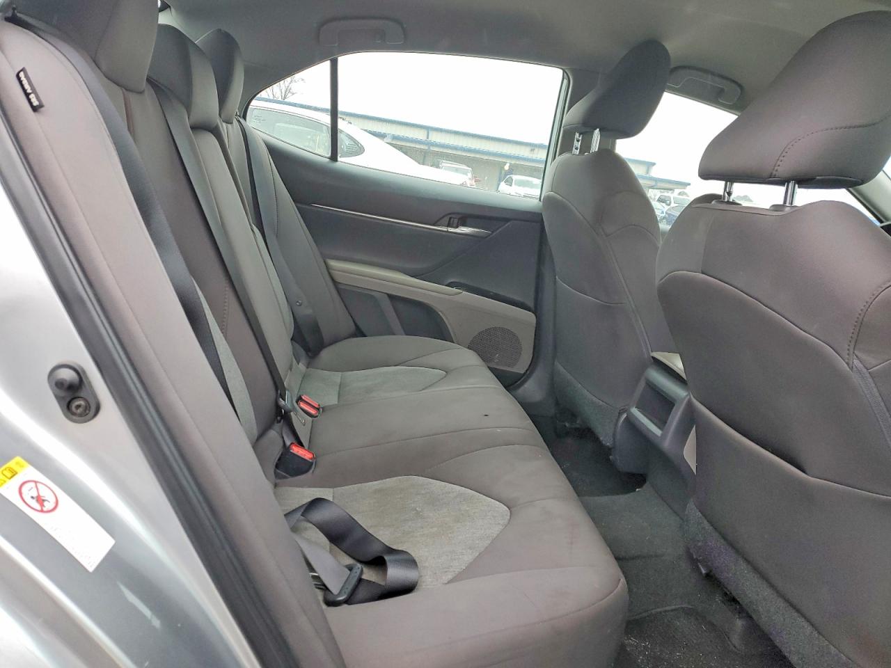 2019 TOYOTA CAMRY L photo 28