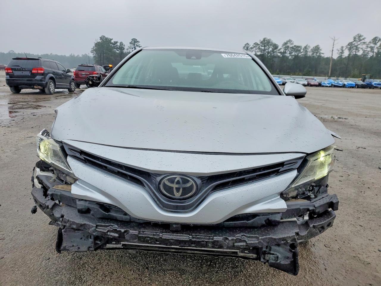 2019 TOYOTA CAMRY L photo 13