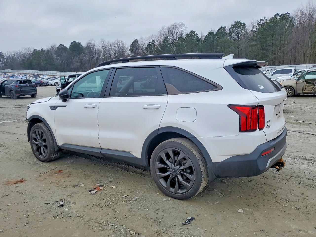 2022 KIA SORENTO SX photo 2