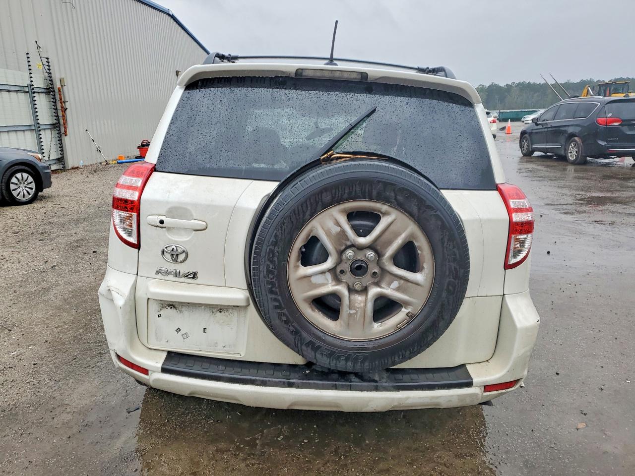 2011 TOYOTA RAV4 LIMITED photo 6
