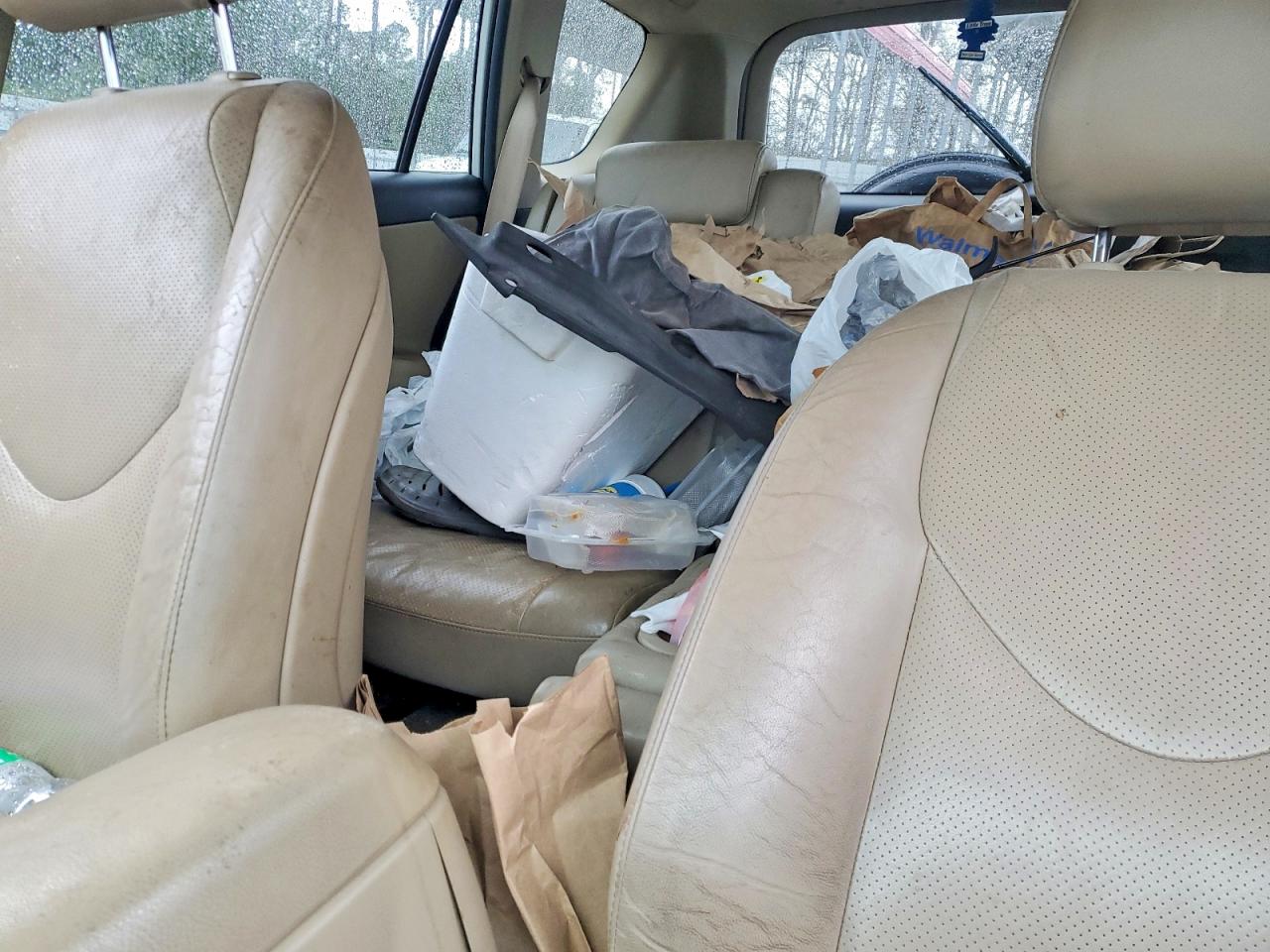 2011 TOYOTA RAV4 LIMITED photo 10