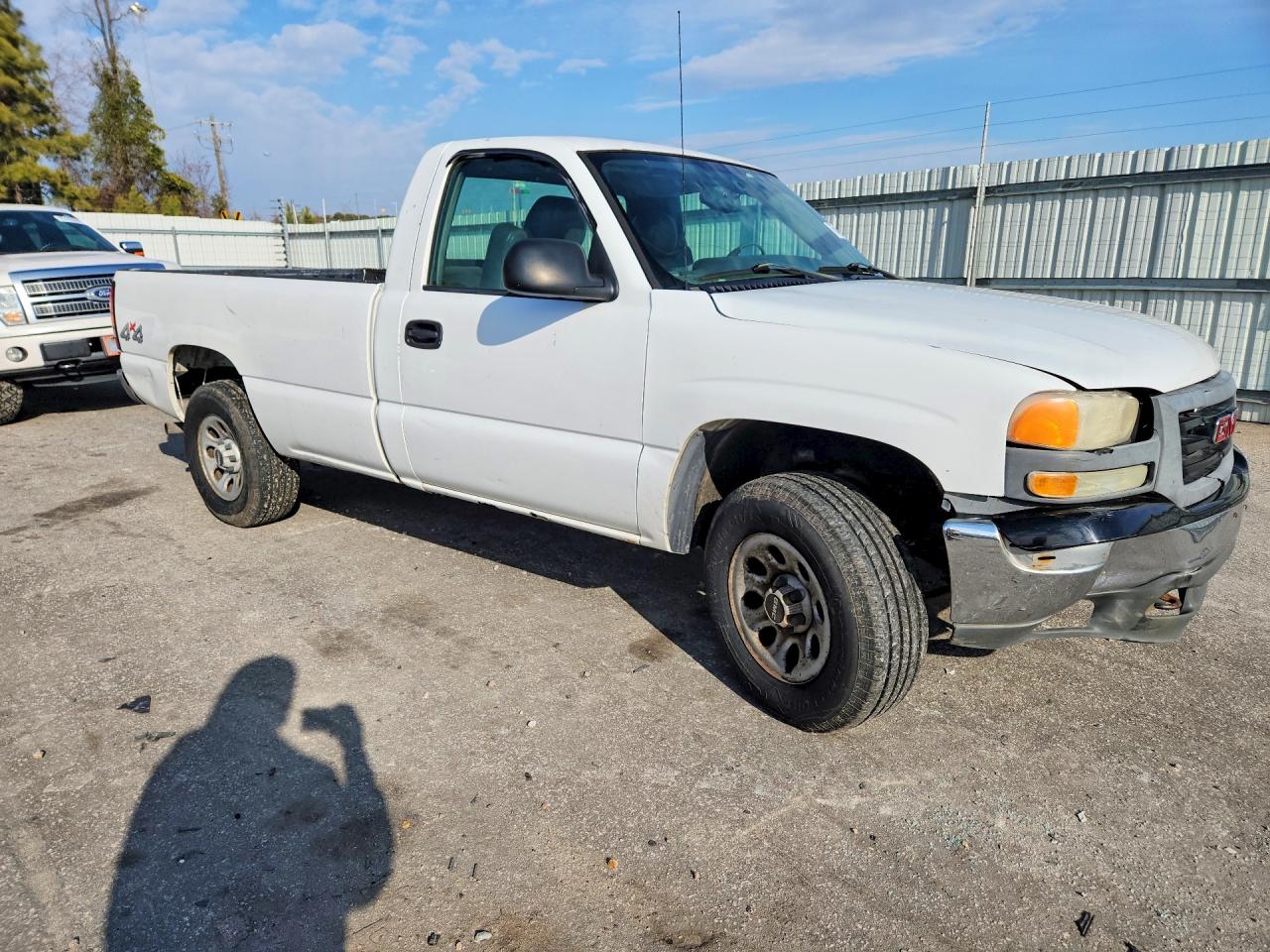 2007 GMC NEW SIERRA K1500 CLASSIC photo 10