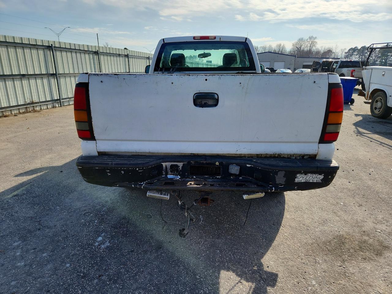 2007 GMC NEW SIERRA K1500 CLASSIC photo 16