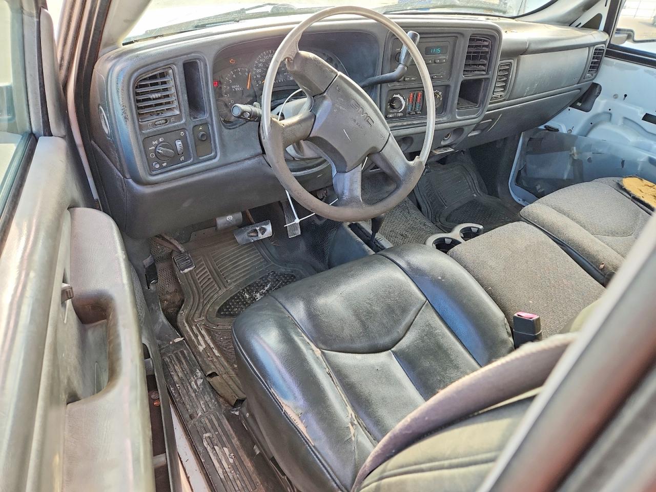 2007 GMC NEW SIERRA K1500 CLASSIC photo 22